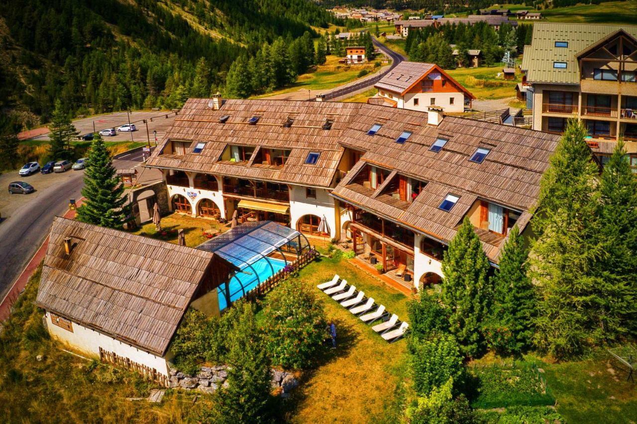 Hotel & Spa La Ferme De L'Izoard Арвьё Экстерьер фото